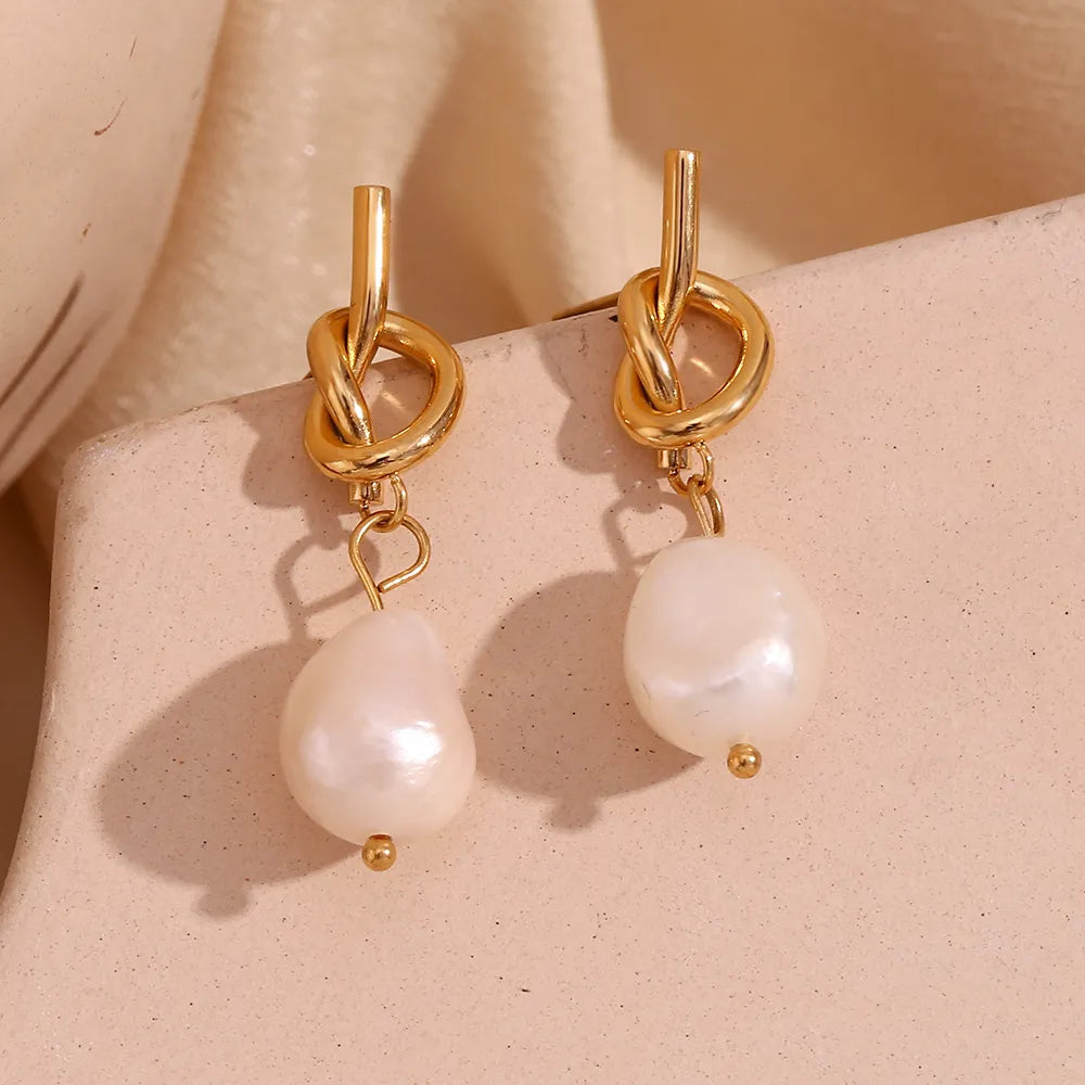Knot Pearl Studs