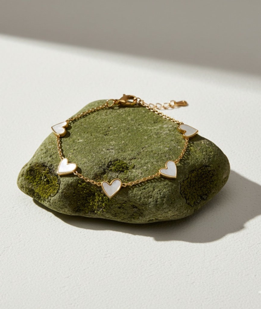 White Heart Shell Bracelet