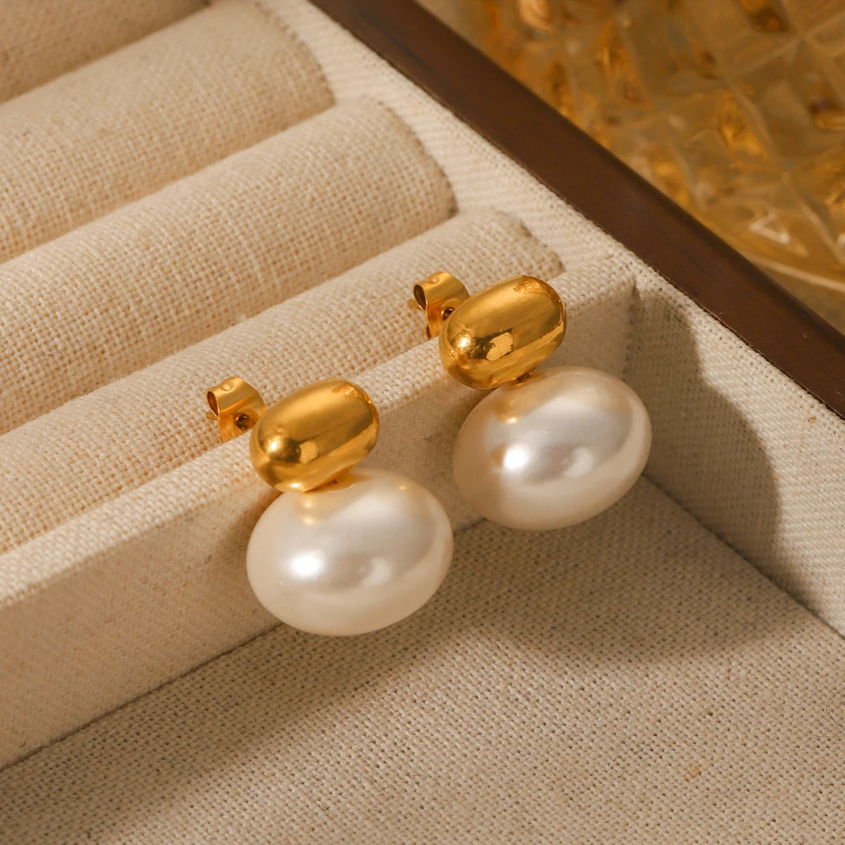 Classic Pearl Studs